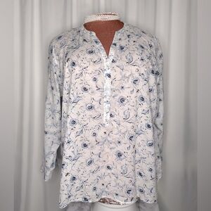 Lane Bryant Blue and White Floral Pattern Women's Top (690)